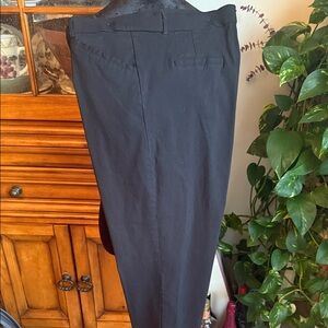 Rafaella Black Comfort Capris